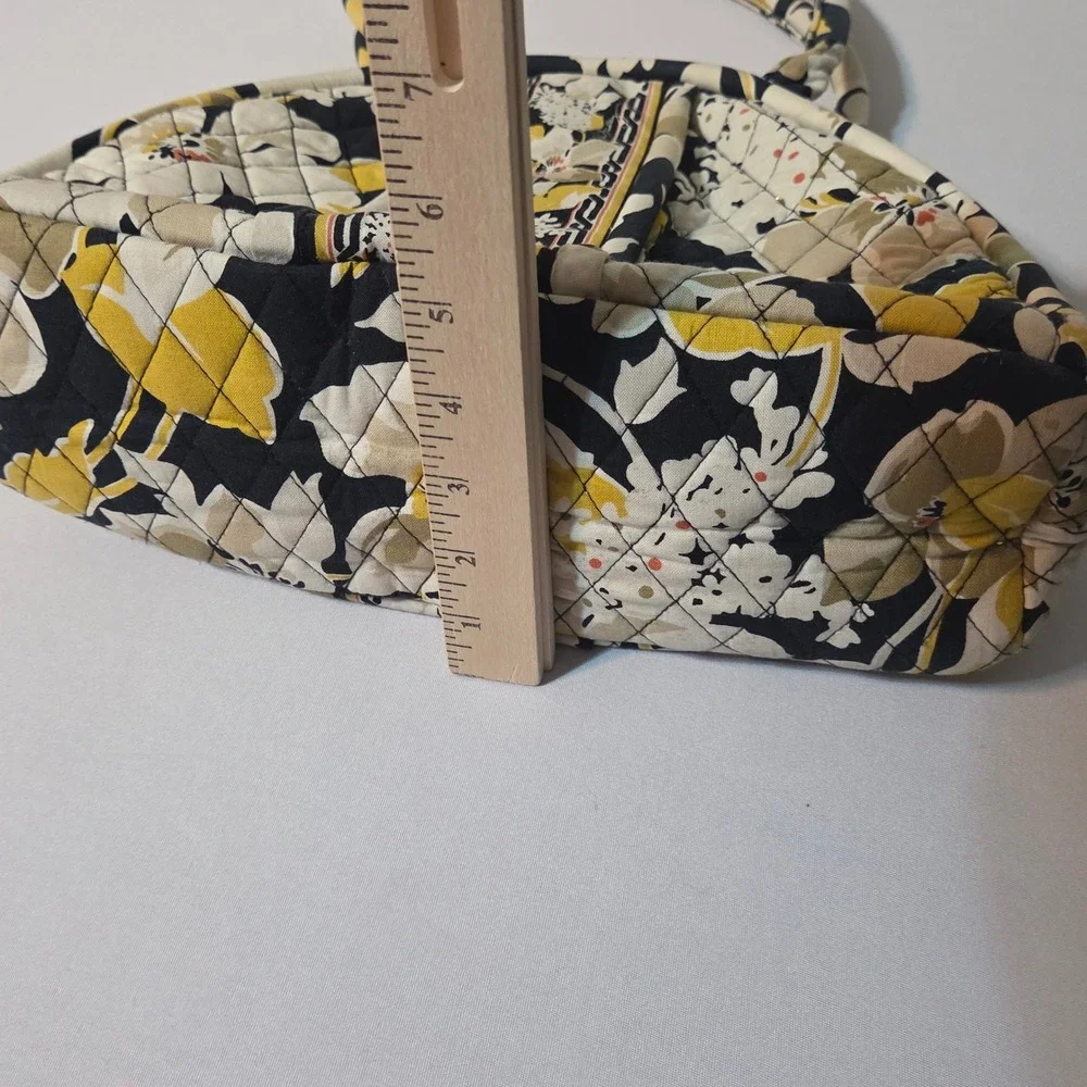 Vera‎ Bradley Alice Frame Bag Shoulder Black Yellow Floral Quilted Kiss Lock